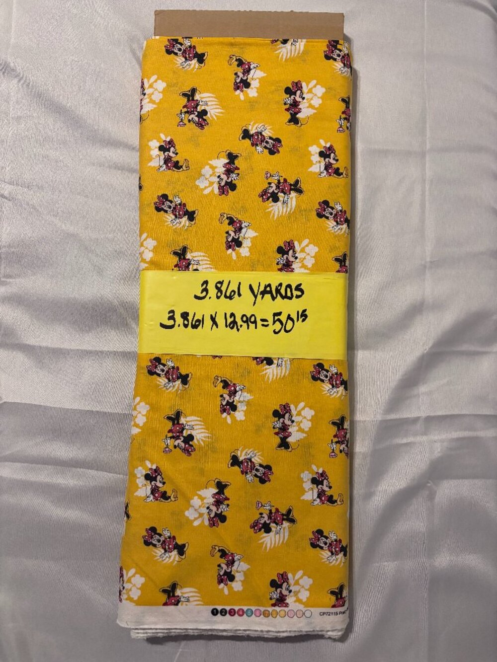 Disney Minnie Mouse Traditional Yellow Cotton Fabric 3.861 Yards 43” Licensed